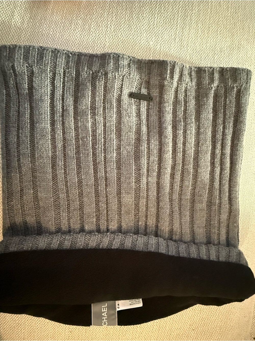 Michael Kors Cozy Cable Knit Neck Warmer - Gray - Picture 4 of 5